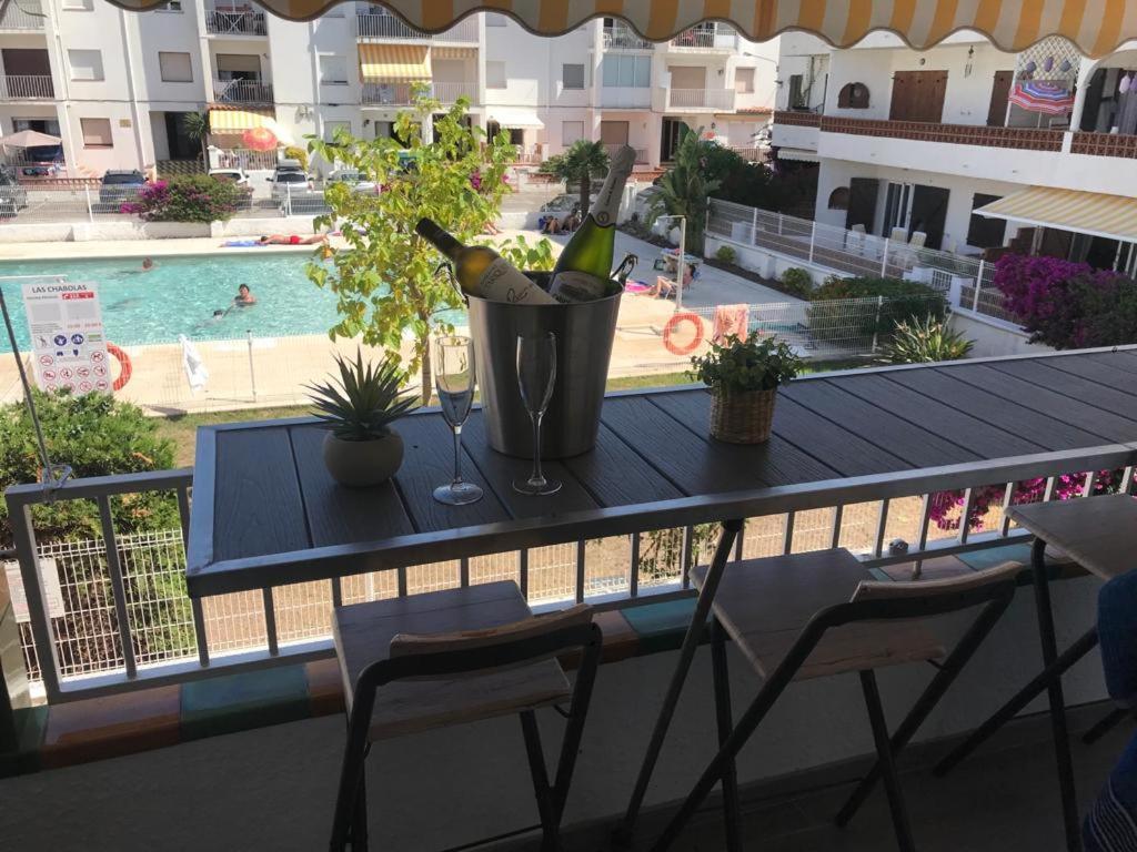 Le Canola Empuriabrava Port - 45M2 - Vue Piscine - Plage Centrale 500M- Parking Prive Gratuit Esterno foto